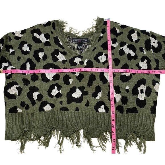 Polly & Esther Sweater Top Women's LARGE Green Black Destructed Cropped Frayed - Picture 4 of 12